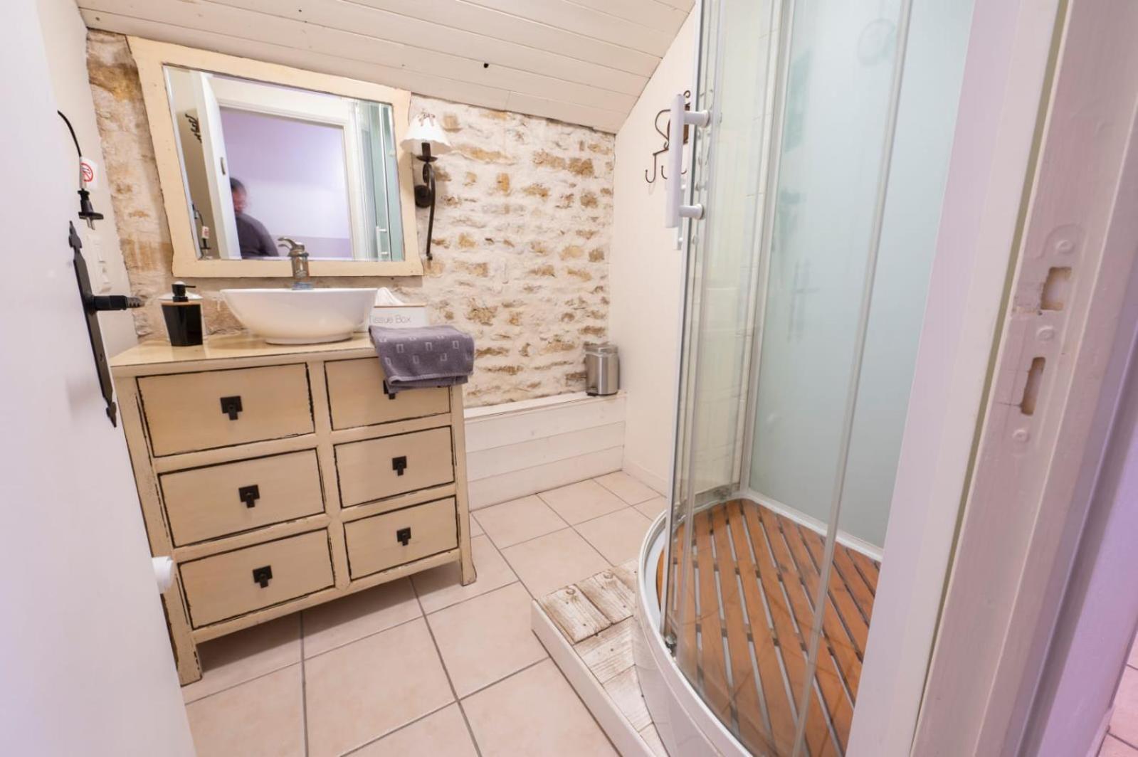 L'Entre Deux Vignes Bed & Breakfast Brizambourg Bagian luar foto